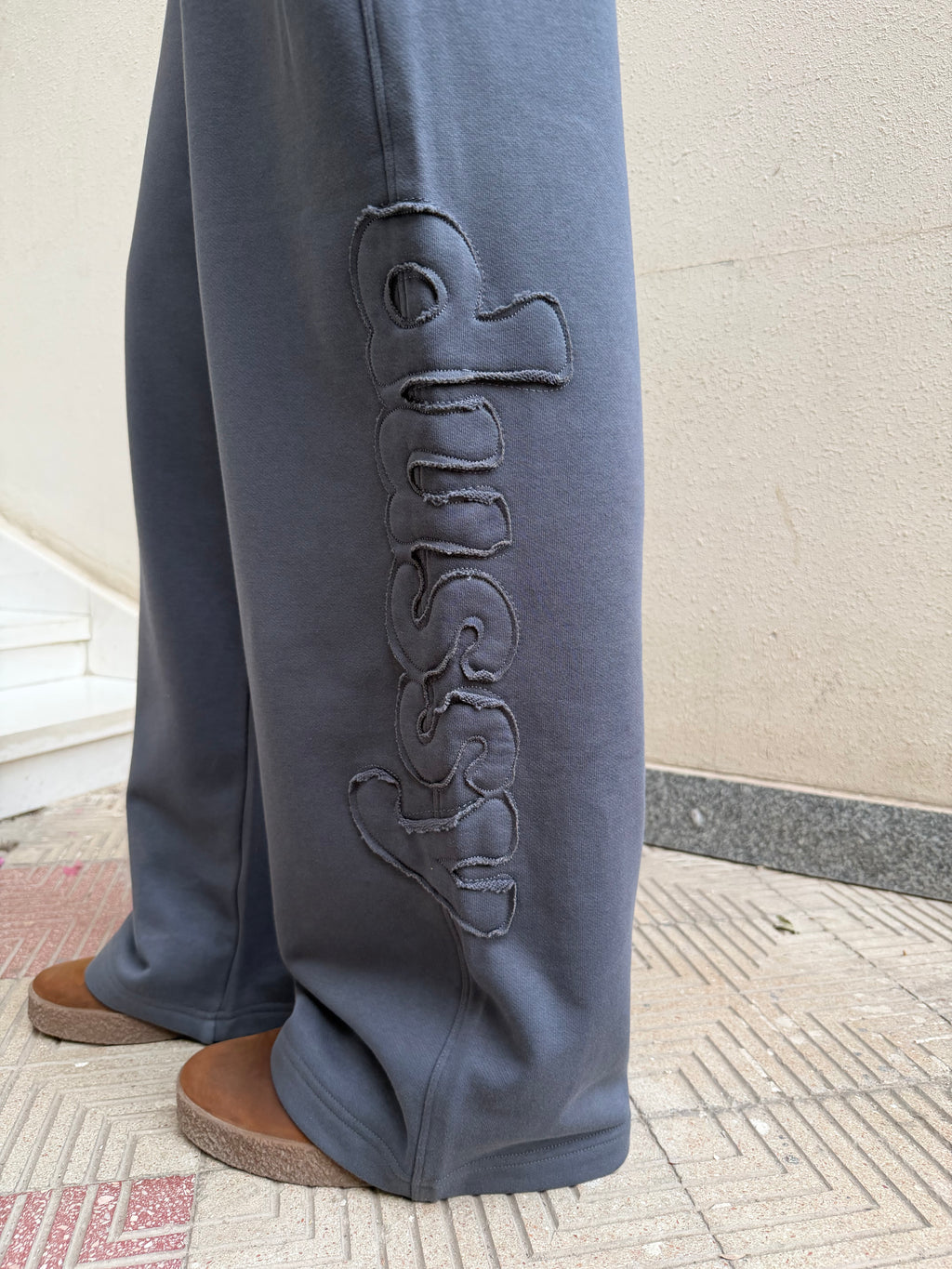 The "Signature" Sweatpants - Charcoal