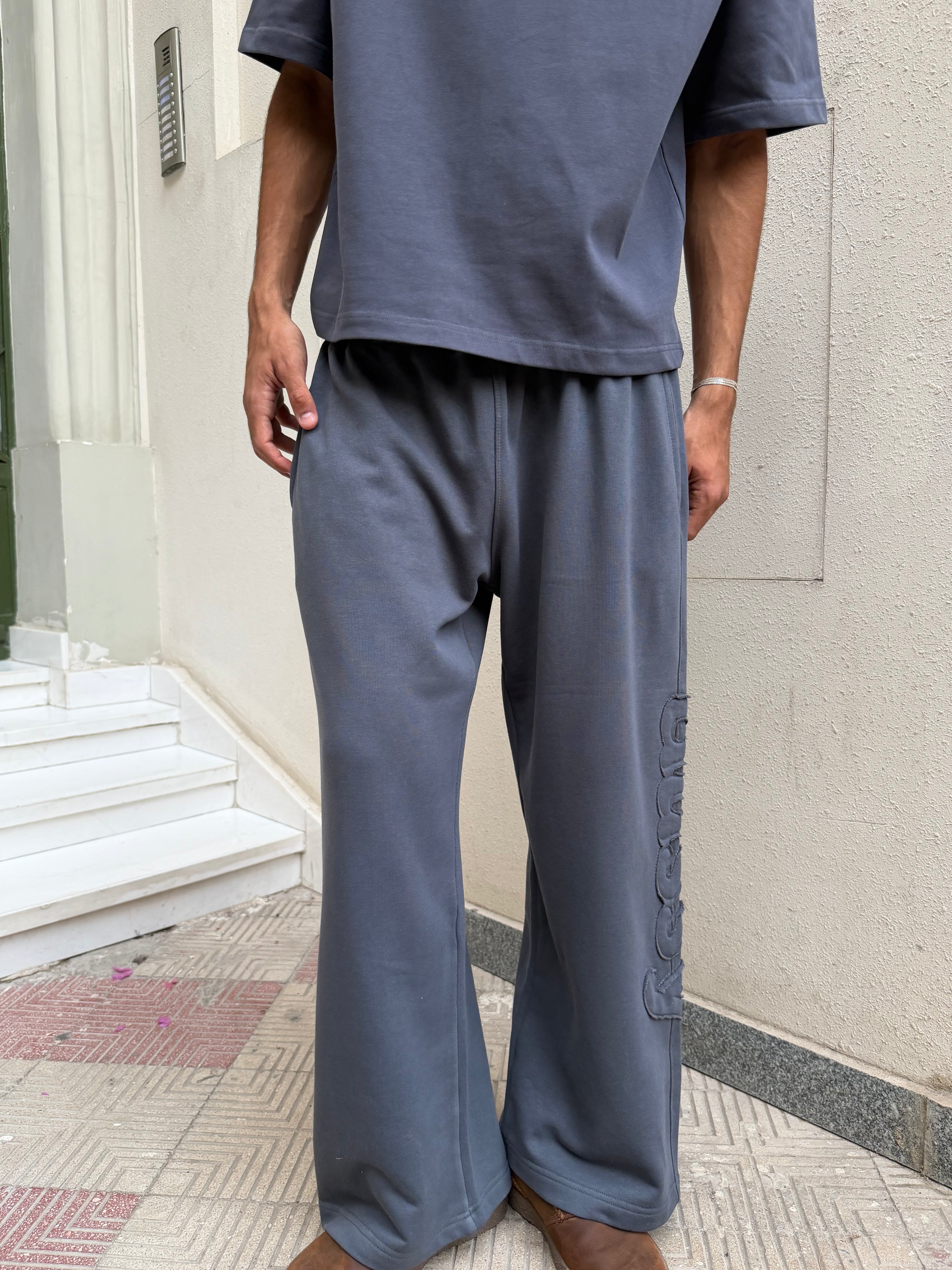 The "Signature" Sweatpants - Charcoal